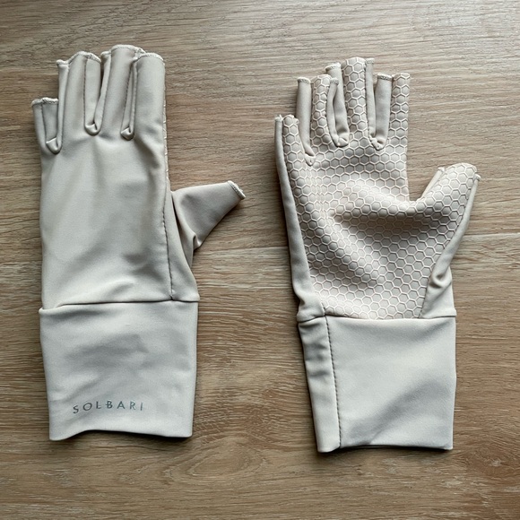 Solbari Fingerless Driving Gloves UPF50+ Sun Protection - Picture 2 of 5
